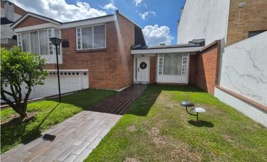 Bella y amplia casa para Venta en Niza