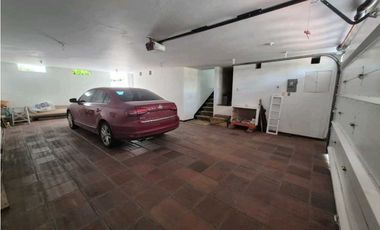 Bella y amplia casa para Venta en Niza