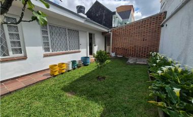 Bella y amplia casa para Venta en Niza