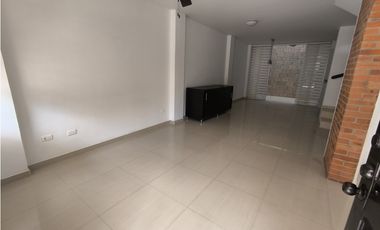 Vende Casa en Conjunto Cerrado - Villeta
