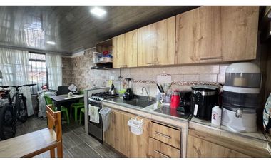 Casa esquinera en venta - Barrio Palmeras de Oriente Palmira Valle