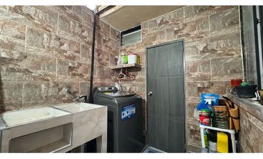 Casa esquinera en venta - Barrio Palmeras de Oriente Palmira Valle