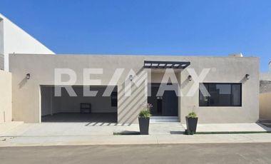 CASA EN VENTA EN RESIDENCIAL SUEÑOS DEL MAR (PLAYAS DE TIJUANA - ROSARITO)