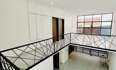 Casa en venta con habitación en planta baja- Fracc. Privado Monte Magno