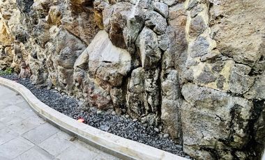 Casa en venta con habitación en planta baja- Fracc. Privado Monte Magno