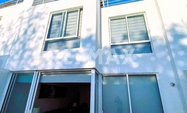 VENTA CASA EL REFUGIO TRENTO II