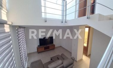 VENTA CASA EL REFUGIO TRENTO II