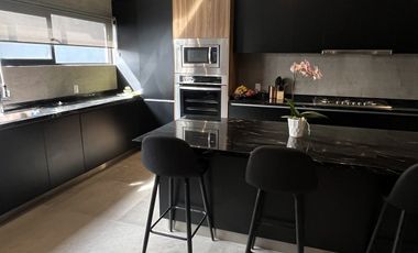 RESIDENCIA EN VENTA EN BOSQUE REAL