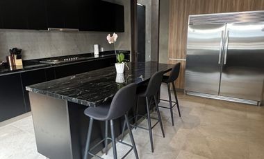 RESIDENCIA EN VENTA EN BOSQUE REAL