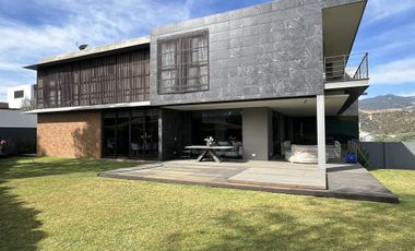 RESIDENCIA EN VENTA EN BOSQUE REAL