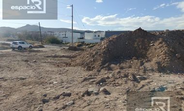 TERRENO EN RENTA EN ESQUINA A 200MTS DE LA CANTERA