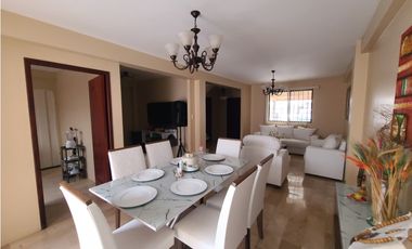 Casa en venta urbanización Ciudad del Sol, Manta.