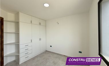 Casa semiamoblada pro estrenar en Urb. Baru, cerca de las playas Manta