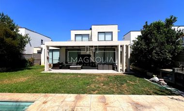 Casa en Venta en CERCA DE TOTTUS CHAMISERO