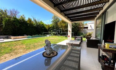 Casa en Venta en CERCA DE TOTTUS CHAMISERO