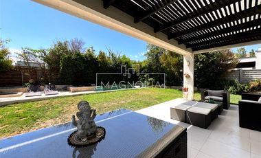 Casa en Venta en CERCA DE TOTTUS CHAMISERO