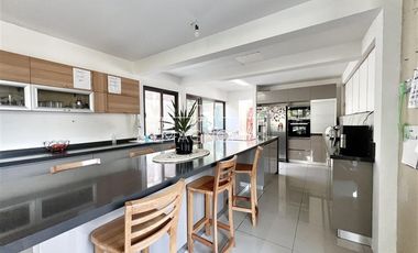 Casa en Arriendo en av. los rios