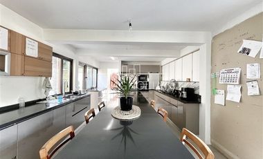 Casa en Arriendo en av. los rios