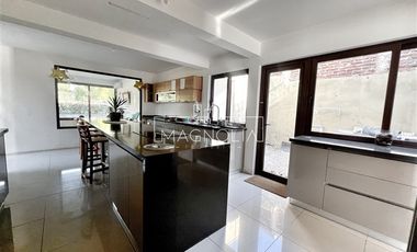 Casa en Arriendo en av. los rios