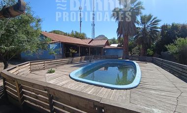 Local Comercial en Venta en Chicureo Centro, Alba III