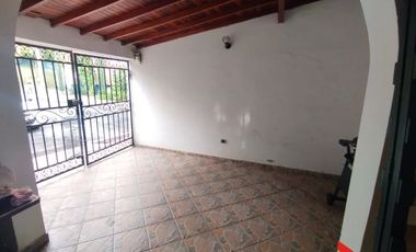 Casa en Arriendo Ubicado en Medellín Codigo 6824