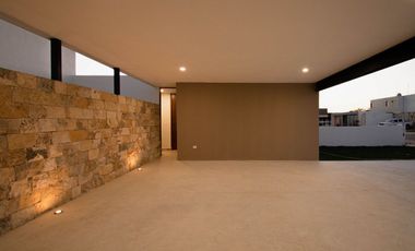 Casa en venta de una planta en privada al norte de Mérida