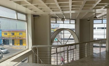 Venta o Renta de Edificio en Esquina col. Ventura Puente