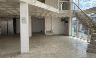 Venta o Renta de Edificio en Esquina col. Ventura Puente