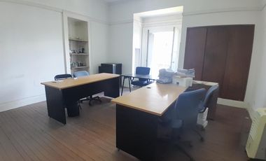 Oficina en venta - a metros de Florida - Microcentro