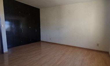 CASA EN RENTA, VILLAS KENT, METEPEC, EDO. DE MÉX.