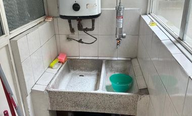 SE VENDE EDIFICIO CON DEPARTAMENTOS Y LOCALES