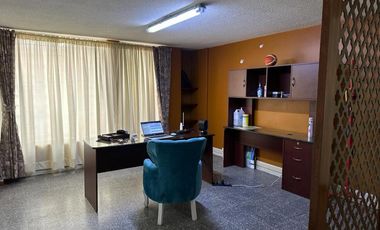 SE VENDE EDIFICIO CON DEPARTAMENTOS Y LOCALES