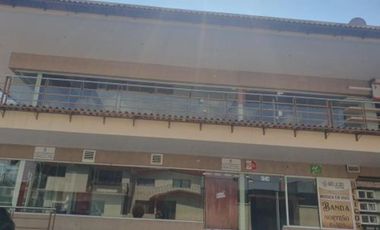 RENTA LOCALES EN PLAZASAN ISIDRO METEPEC