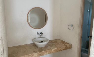 CASA AMUEBLADA EN RENTA EN EL CASTAÑO