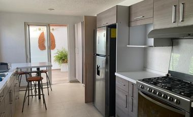 CASA AMUEBLADA EN RENTA EN EL CASTAÑO