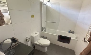 Regia casa  Cerró Calán, Los Dominicos