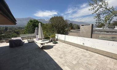 Regia casa  Cerró Calán, Los Dominicos