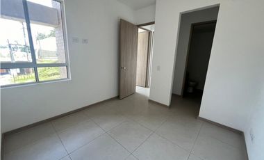Vendo  Apartamento en Colina de Alcaravanes