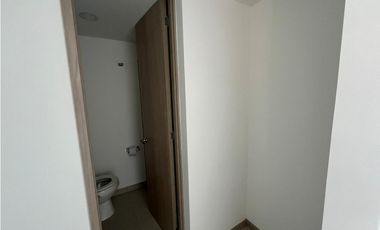 Vendo  Apartamento en Colina de Alcaravanes