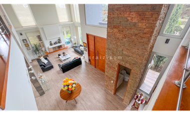 Venta de Casa en Conjunto Campestre Envigado