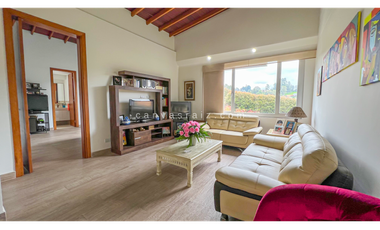 Venta de Casa en Conjunto Campestre Envigado