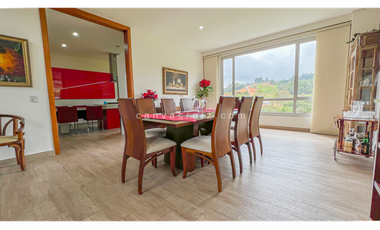 Venta de Casa en Conjunto Campestre Envigado