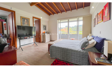 Venta de Casa en Conjunto Campestre Envigado