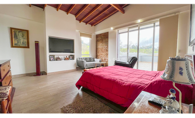 Venta de Casa en Conjunto Campestre Envigado