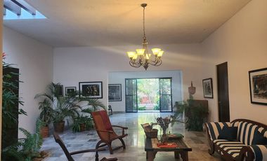 CASA SOBRE COLON EN RENTA MERIDA