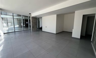 SE ARRIENDA LOCAL DUPLEX EN ENVIGADO AV LAS VEGAS