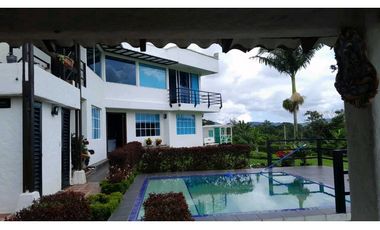 CASA CAMPESTRE EN CALIMA DARIEN - VENTA o ALQUILER