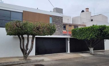 Hermosa residencia en Residencial Victoria