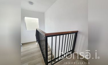 Casa nueva en RENTA