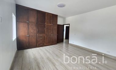 Casa nueva en RENTA